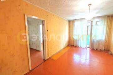 3-к квартира, 48 м², 3/5 эт.