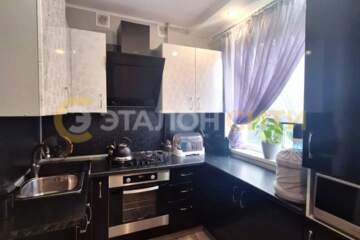 4-к квартира, 61,4 м², 2/5 эт.